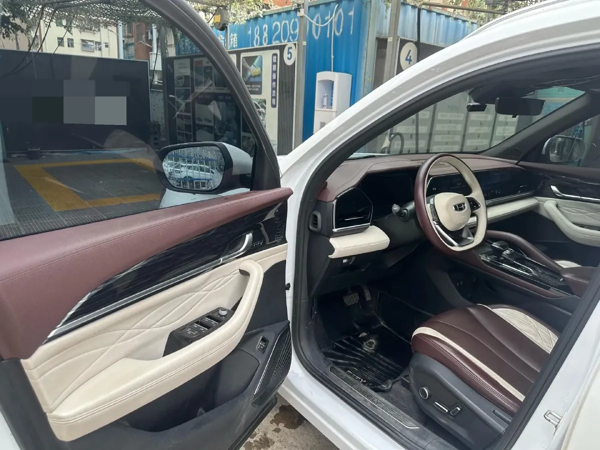 2021 Geely Monjaro 2.0T 218HP L4 7DCT,autocango,china used car exporter,china ev exporter,chinese used car exporter,chinese used ev exporter