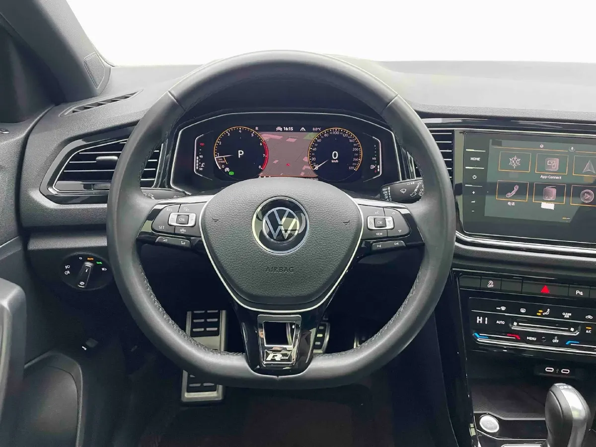 2022 Volkswagen T-Roc 1.4T 150HP L4 7DCT,autocango,china used car exporter,china ev exporter,chinese used car exporter,chinese used ev exporter
