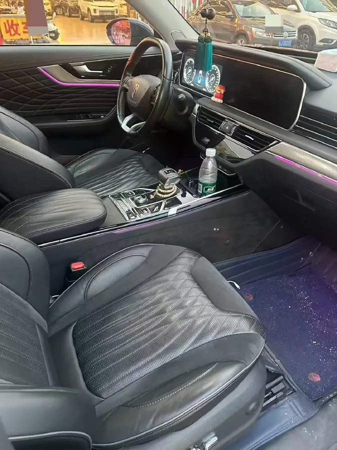 2022 HongQi HS5 2.0T 224HP L4 6AT,autocango,china used car exporter,china ev exporter,chinese used car exporter,chinese used ev exporter