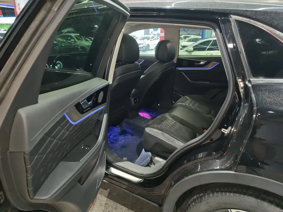 2022 HongQi HS5 2.0T 224HP L4 6AT,autocango,china used car exporter,china ev exporter,chinese used car exporter,chinese used ev exporter