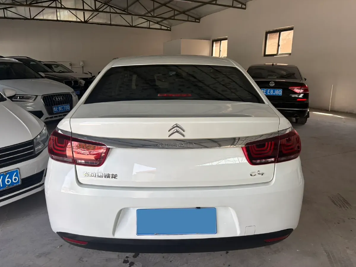 2018 Citroen C4 C-Quatre 1.6L 117HP L4 5MT,autocango,china used car exporter,china ev exporter,chinese used car exporter,chinese used ev exporter