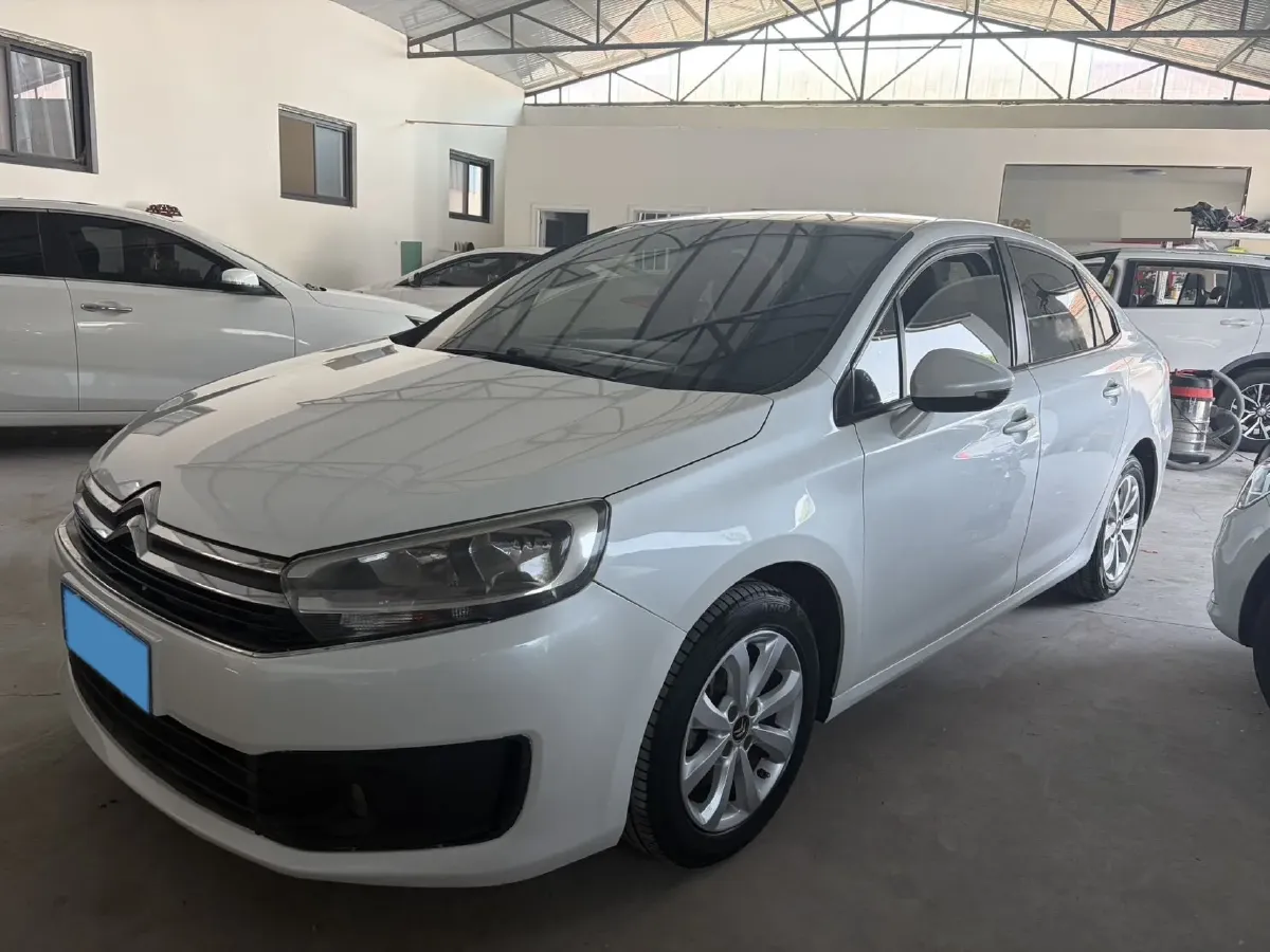 2018 Citroen C4 C-Quatre 1.6L 117HP L4 5MT,autocango,china used car exporter,china ev exporter,chinese used car exporter,chinese used ev exporter