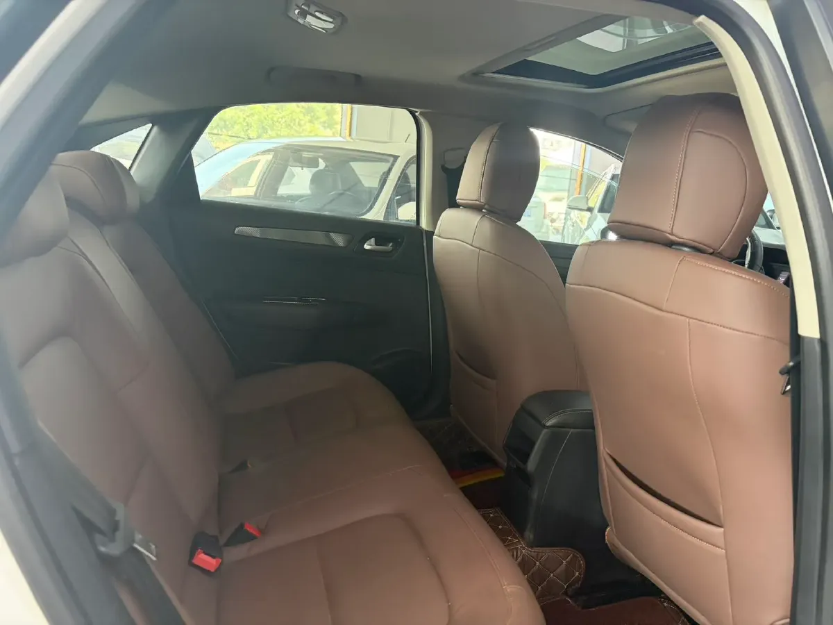 2018 Citroen C4 C-Quatre 1.6L 117HP L4 5MT,autocango,china used car exporter,china ev exporter,chinese used car exporter,chinese used ev exporter