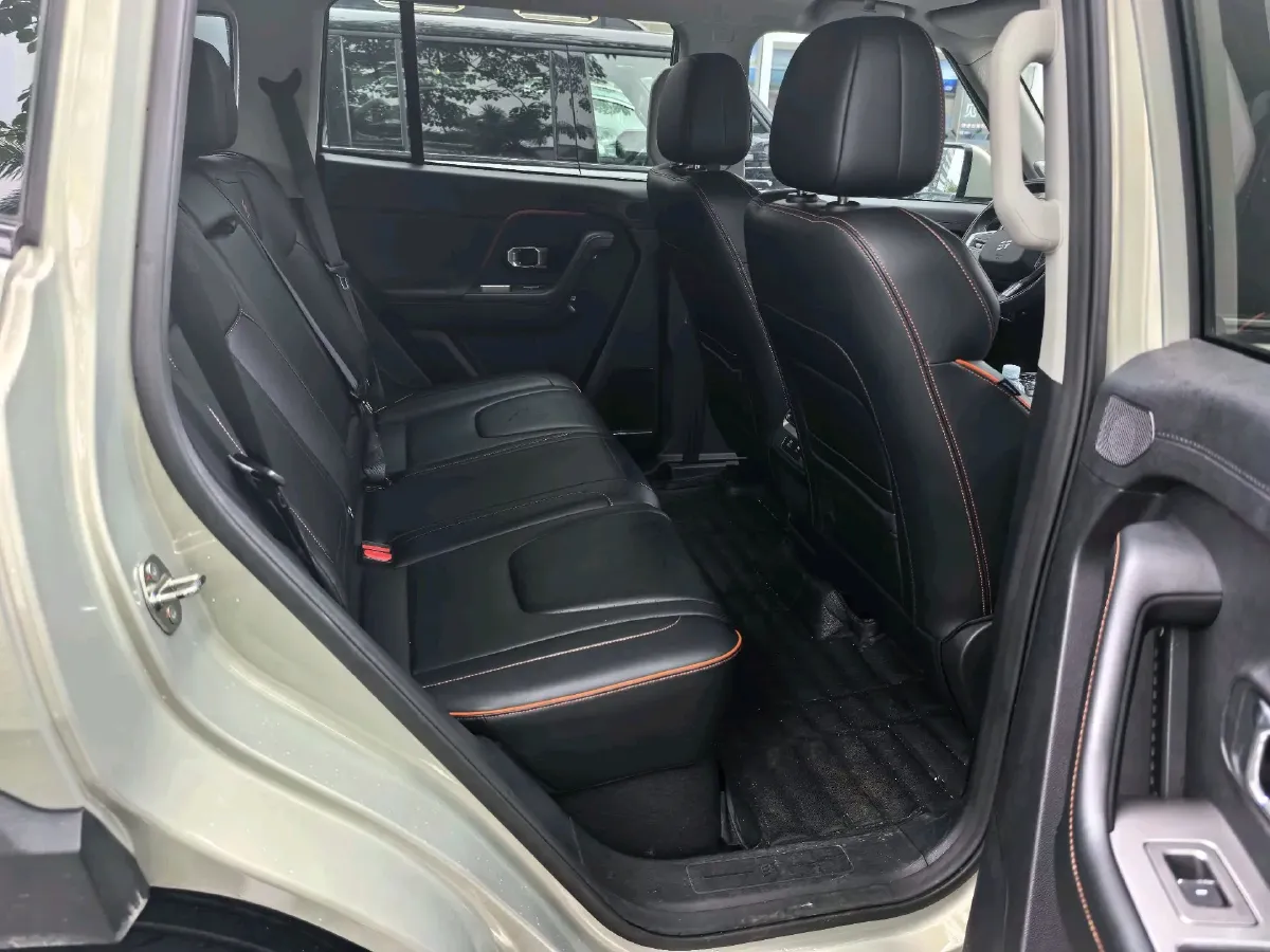 2025 MAXUS XinTu V70 2.0T 150HP L4 9AT,autocango,china used car exporter,china ev exporter,chinese used car exporter,chinese used ev exporter