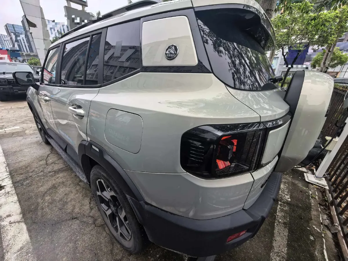2025 MAXUS XinTu V70 2.0T 150HP L4 9AT,autocango,china used car exporter,china ev exporter,chinese used car exporter,chinese used ev exporter