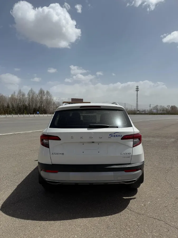 2020 Skoda Karoq 1.4T 150HP L4 7DCT,autocango,china used car exporter,china ev exporter,chinese used car exporter,chinese used ev exporter