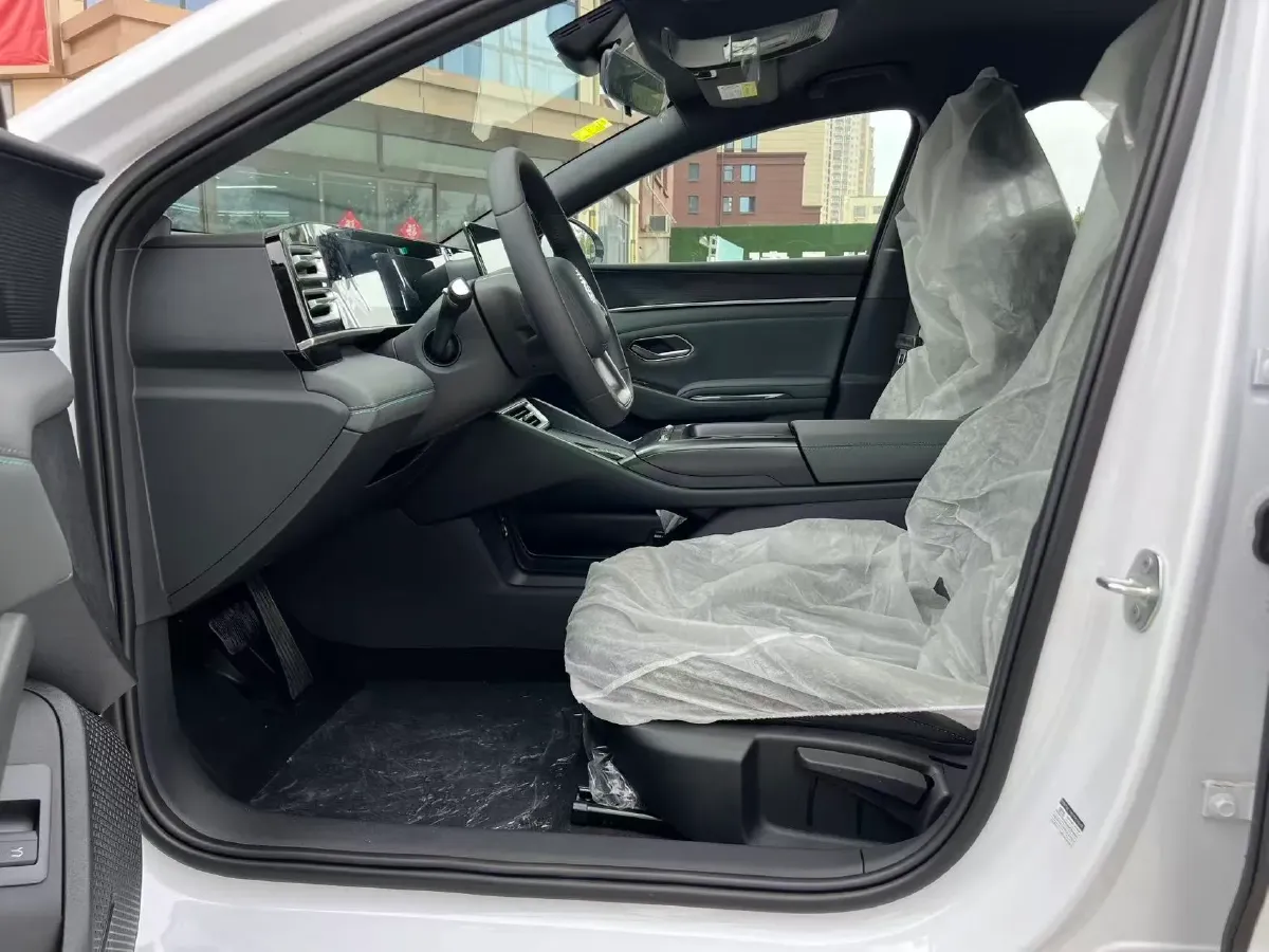 2026 BYD QinL 1.5L 101HP L4 E-CVT PHEV,autocango,china used car exporter,china ev exporter,chinese used car exporter,chinese used ev exporter