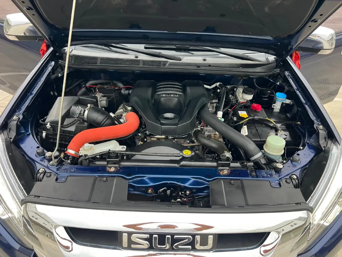 2019 Isuzu D-MAX 3.0T 177HP L4 6AT,autocango,china used car exporter,china ev exporter,chinese used car exporter,chinese used ev exporter