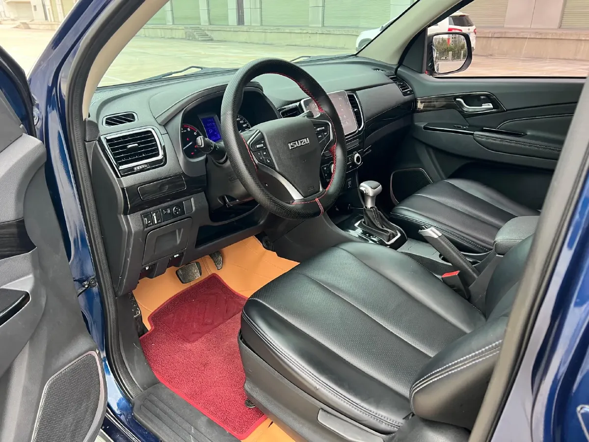 2019 Isuzu D-MAX 3.0T 177HP L4 6AT,autocango,china used car exporter,china ev exporter,chinese used car exporter,chinese used ev exporter