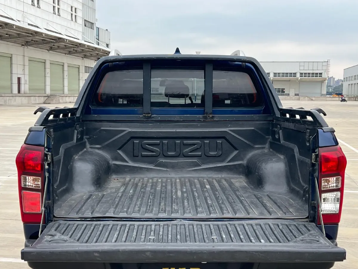 2019 Isuzu D-MAX 3.0T 177HP L4 6AT,autocango,china used car exporter,china ev exporter,chinese used car exporter,chinese used ev exporter