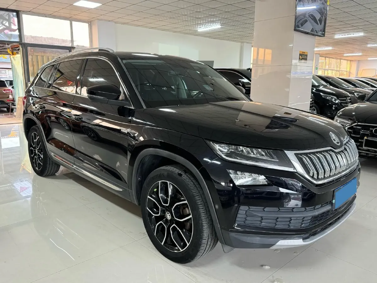 2018 Skoda Kodiak 2.0T 186HP L4 7DCT,autocango,china used car exporter,china ev exporter,chinese used car exporter,chinese used ev exporter