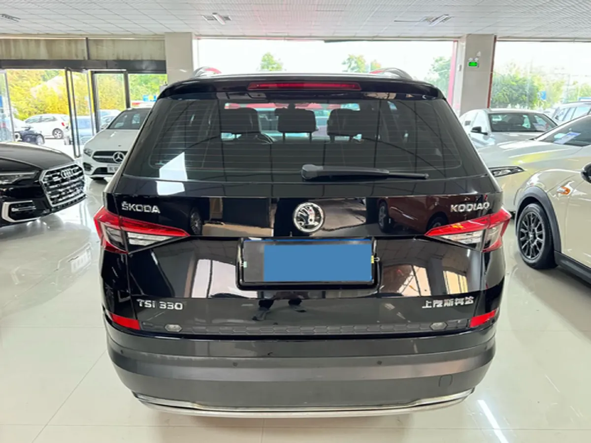 2018 Skoda Kodiak 2.0T 186HP L4 7DCT,autocango,china used car exporter,china ev exporter,chinese used car exporter,chinese used ev exporter