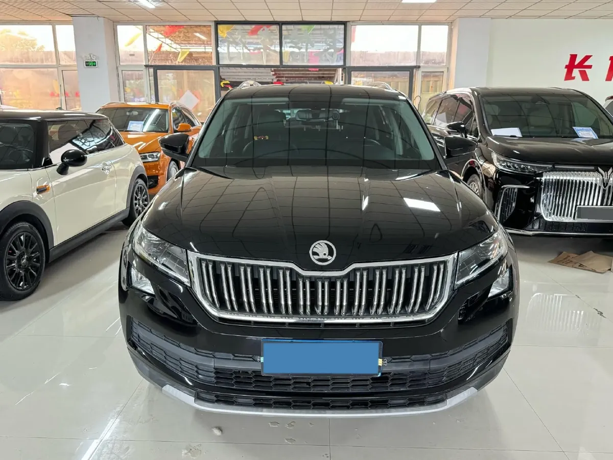 2018 Skoda Kodiak 2.0T 186HP L4 7DCT,autocango,china used car exporter,china ev exporter,chinese used car exporter,chinese used ev exporter