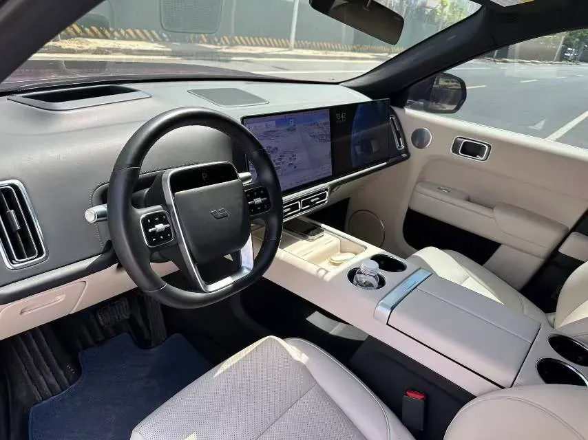 2022 Li L9 Range Extended 154HP REEV 42.6KWH,autocango,china used car exporter,china ev exporter,chinese used car exporter,chinese used ev exporter