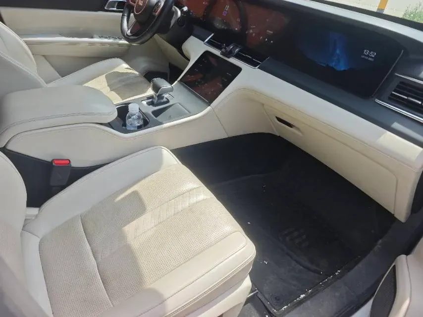 2020 Li ONE Range Extended 131HP REEV 40.5KWH,autocango,china used car exporter,china ev exporter,chinese used car exporter,chinese used ev exporter