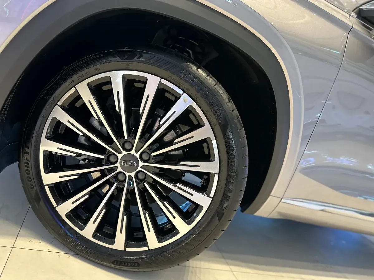 2026 Geely Monjaro 2.0T 272HP L4 8AT,autocango,china used car exporter,china ev exporter,chinese used car exporter,chinese used ev exporter