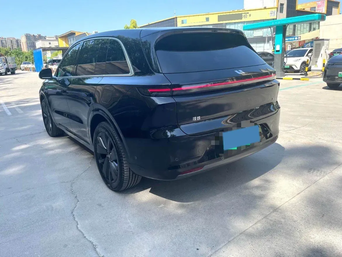 2025 Li L6 Range Extended 154HP L4 REEV,autocango,china used car exporter,china ev exporter,chinese used car exporter,chinese used ev exporter