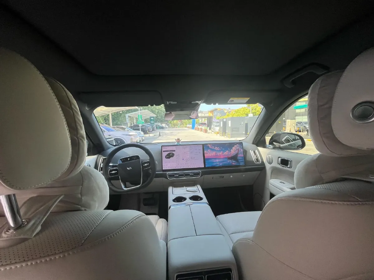 2025 Li L6 Range Extended 154HP L4 REEV,autocango,china used car exporter,china ev exporter,chinese used car exporter,chinese used ev exporter