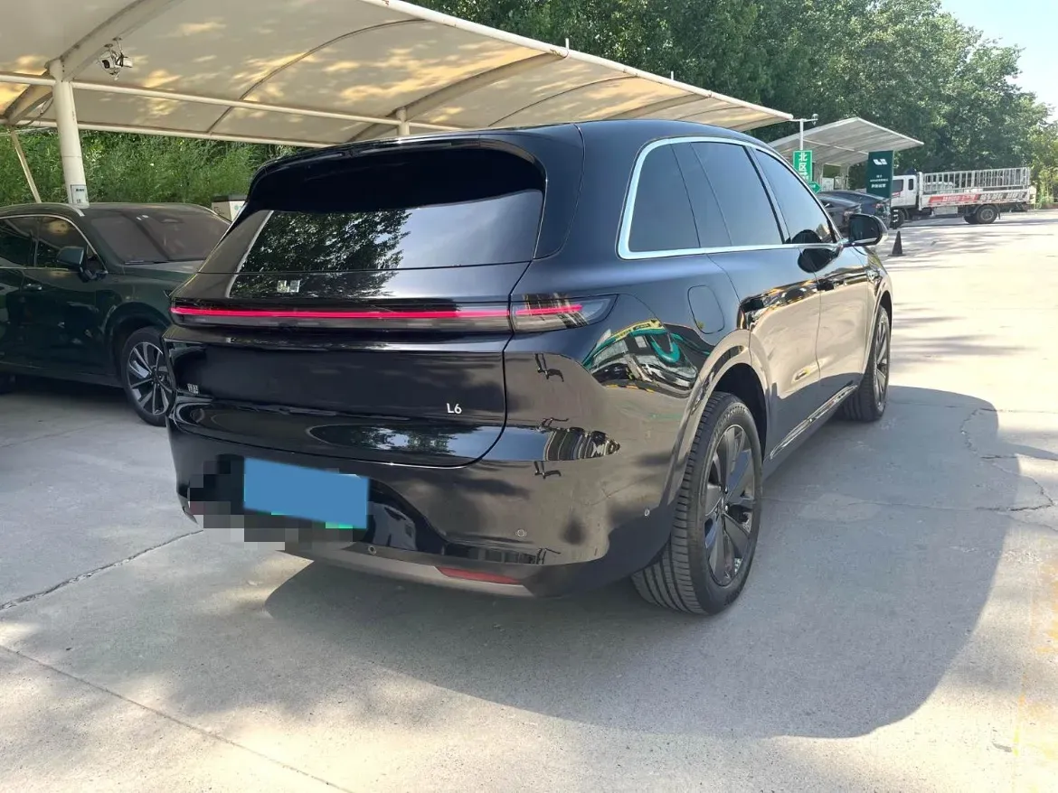 2025 Li L6 Range Extended 154HP L4 REEV,autocango,china used car exporter,china ev exporter,chinese used car exporter,chinese used ev exporter