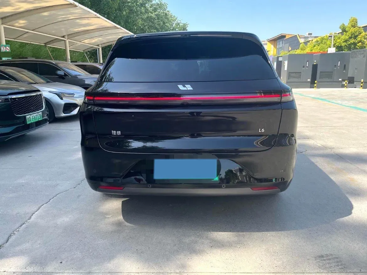 2025 Li L6 Range Extended 154HP L4 REEV,autocango,china used car exporter,china ev exporter,chinese used car exporter,chinese used ev exporter