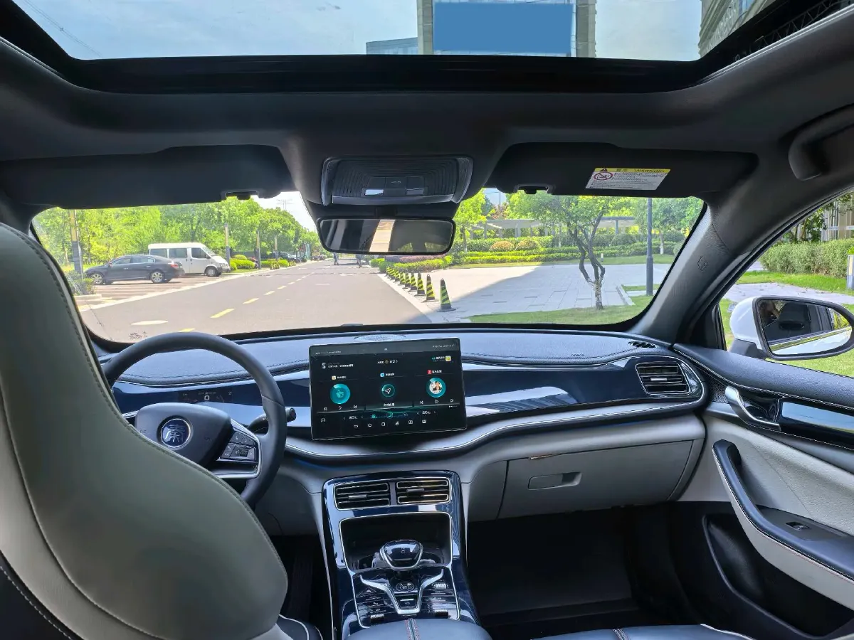 2021 MAXUS G50 1.5T 169HP L4 7DCT,autocango,china used car exporter,china ev exporter,chinese used car exporter,chinese used ev exporter