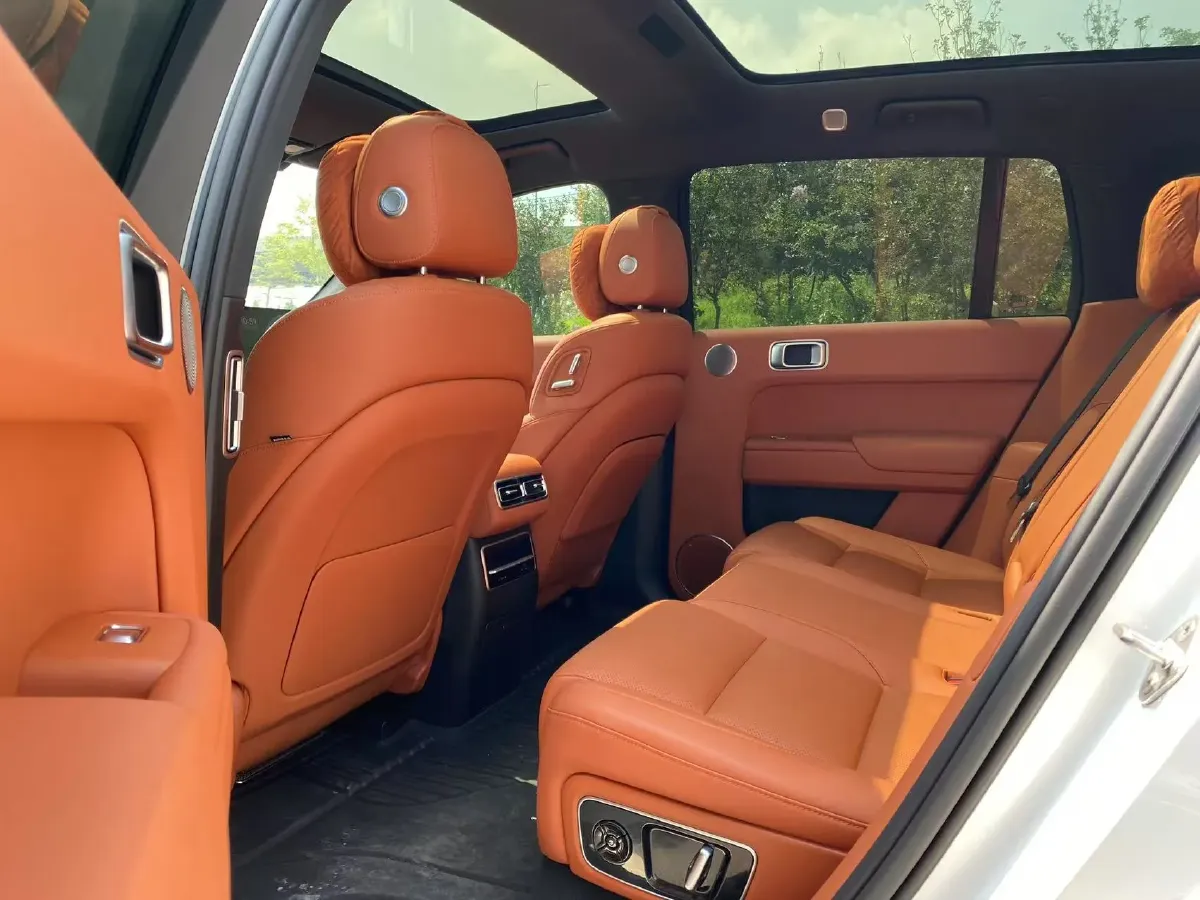 2023 Li L7 Range Extended 154HP REEV 40.9KWH,autocango,china used car exporter,china ev exporter,chinese used car exporter,chinese used ev exporter