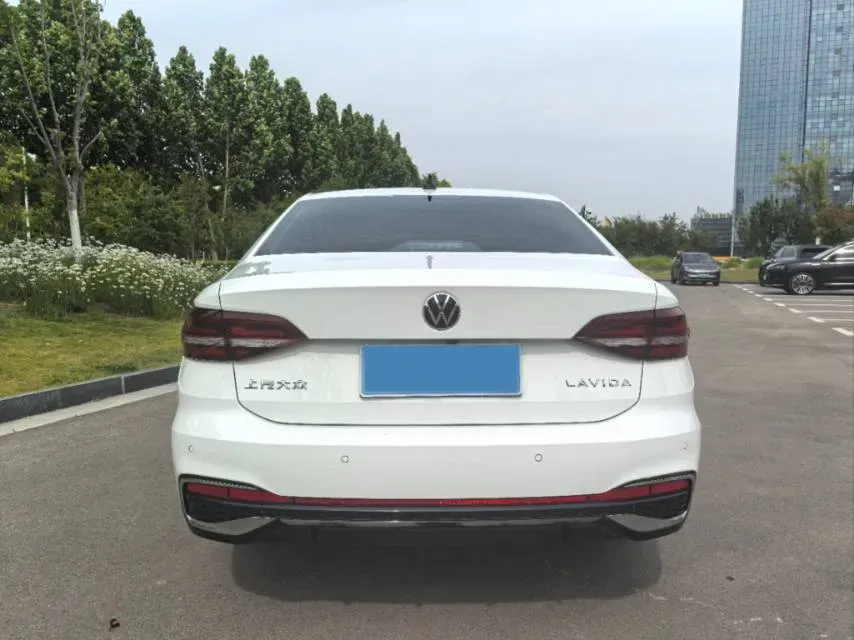 2023 Volkswagen Lavida 1.5L 110HP L4 6AT,autocango,china used car exporter,china ev exporter,chinese used car exporter,chinese used ev exporter