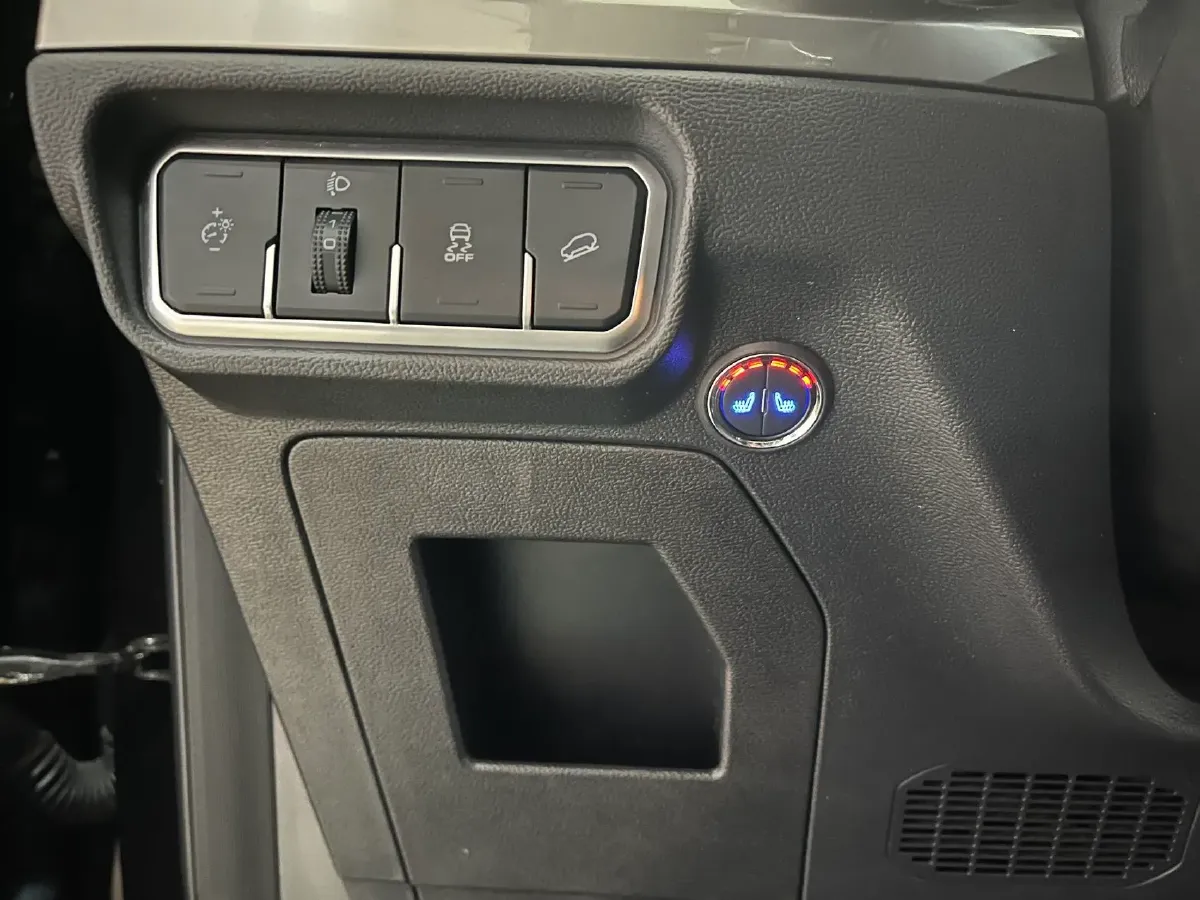 2021 Haval H6 1.5T 150HP L4 7DCT,autocango,china used car exporter,china ev exporter,chinese used car exporter,chinese used ev exporter