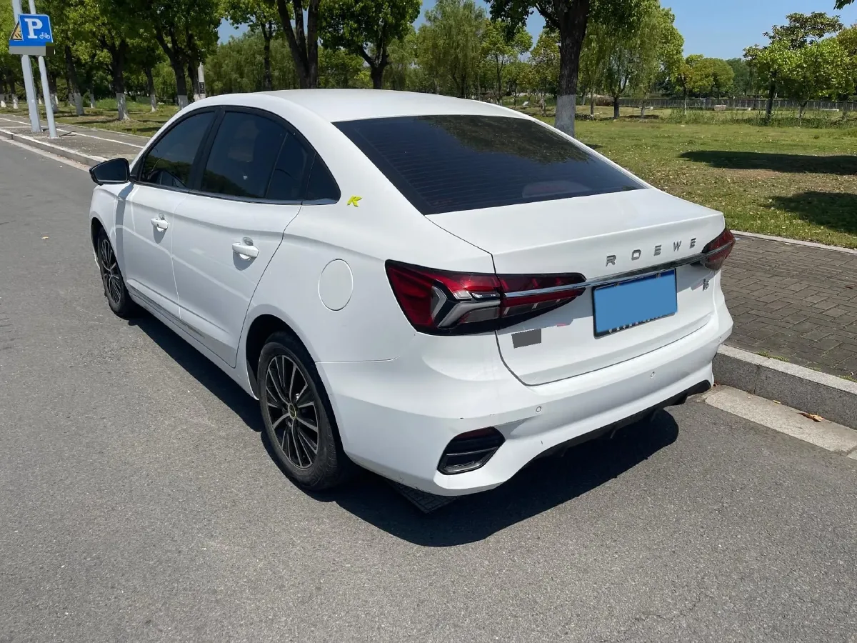 2021 Roewe i5 1.5L 120HP L4 CVT,autocango,china used car exporter,china ev exporter,chinese used car exporter,chinese used ev exporter