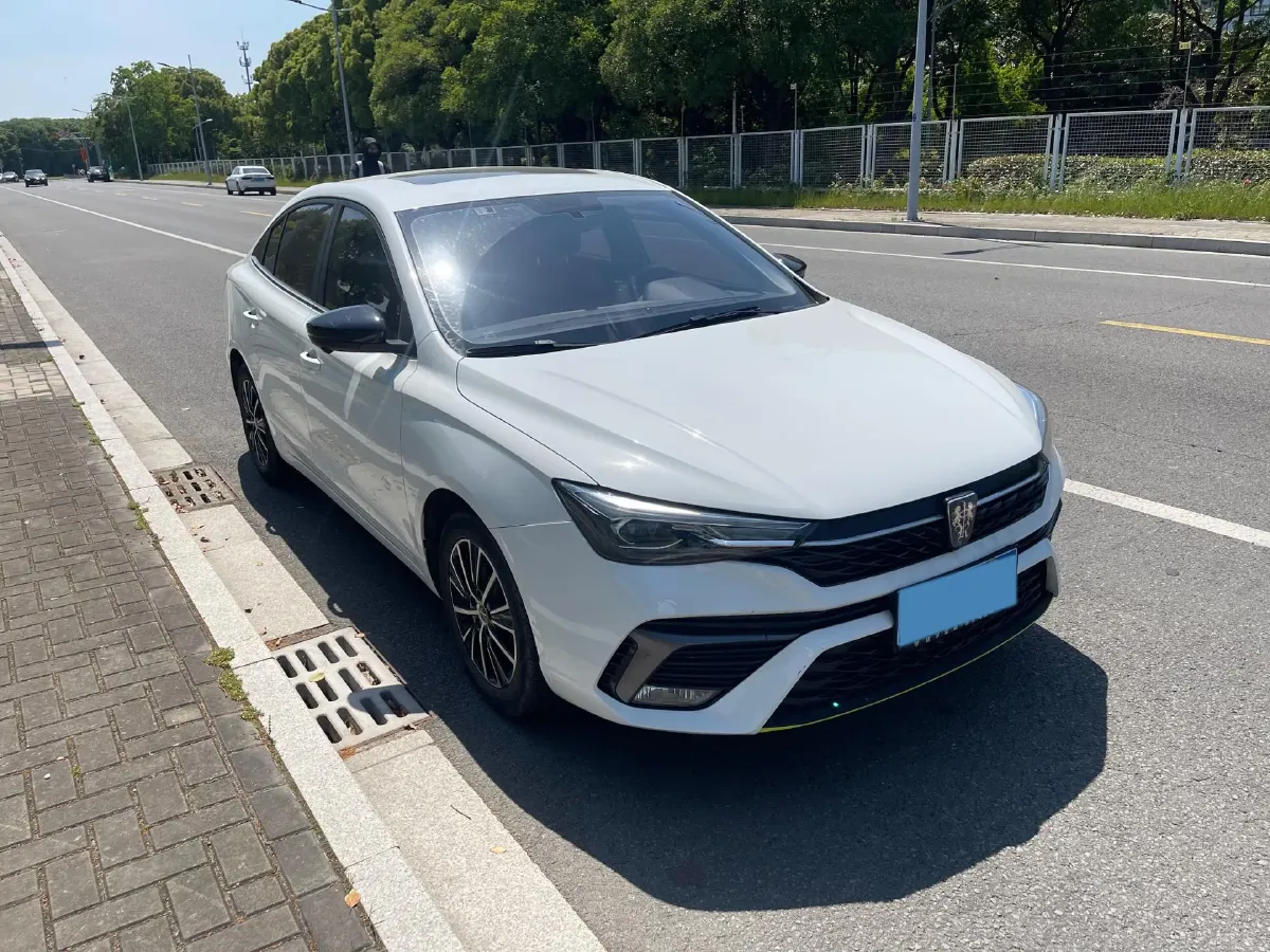 2021 Roewe i5 1.5L 120HP L4 CVT,autocango,china used car exporter,china ev exporter,chinese used car exporter,chinese used ev exporter