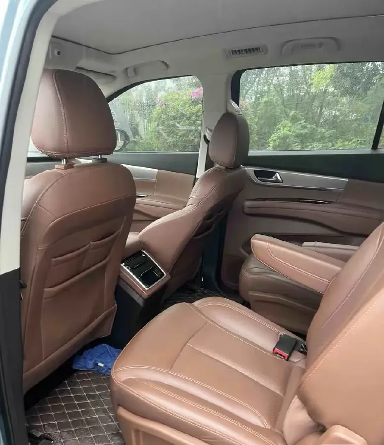 2020 HaiMa 7X 1.6T 195HP L4 6AT,autocango,china used car exporter,china ev exporter,chinese used car exporter,chinese used ev exporter