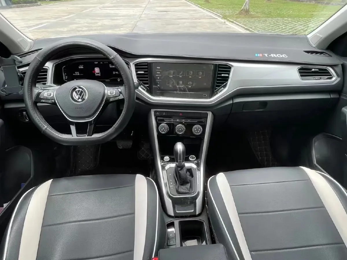 2022 Volkswagen T-Roc 1.4T 150HP L4 7DCT,autocango,china used car exporter,china ev exporter,chinese used car exporter,chinese used ev exporter