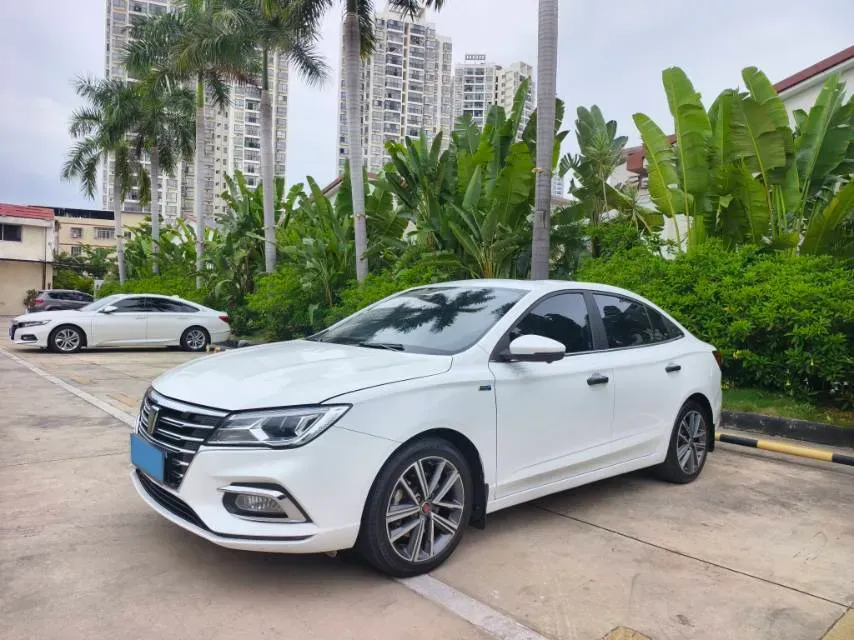 2019 Roewe i5 1.5T 169HP L4 7DCT,autocango,china used car exporter,china ev exporter,chinese used car exporter,chinese used ev exporter