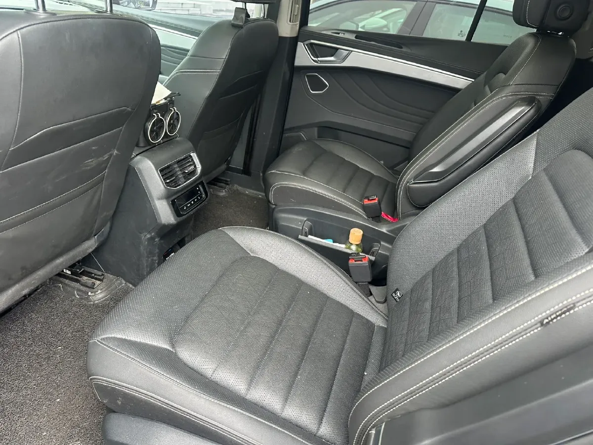 2021 Volkswagen Talagon 2.0T 220HP L4 7DCT,autocango,china used car exporter,china ev exporter,chinese used car exporter,chinese used ev exporter