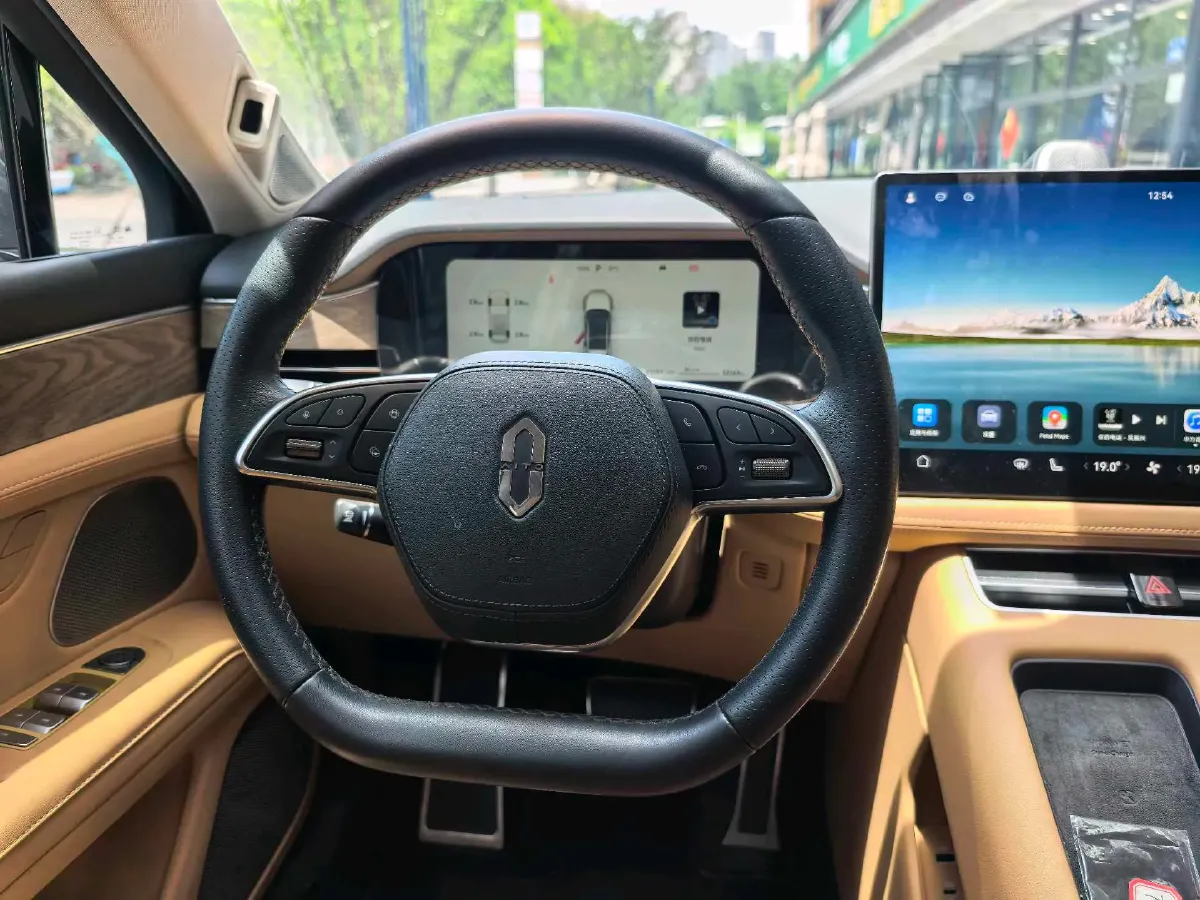 2022 AITO AITO M5 Range Extended 125HP REEV 40KWH,autocango,china used car exporter,china ev exporter,chinese used car exporter,chinese used ev exporter