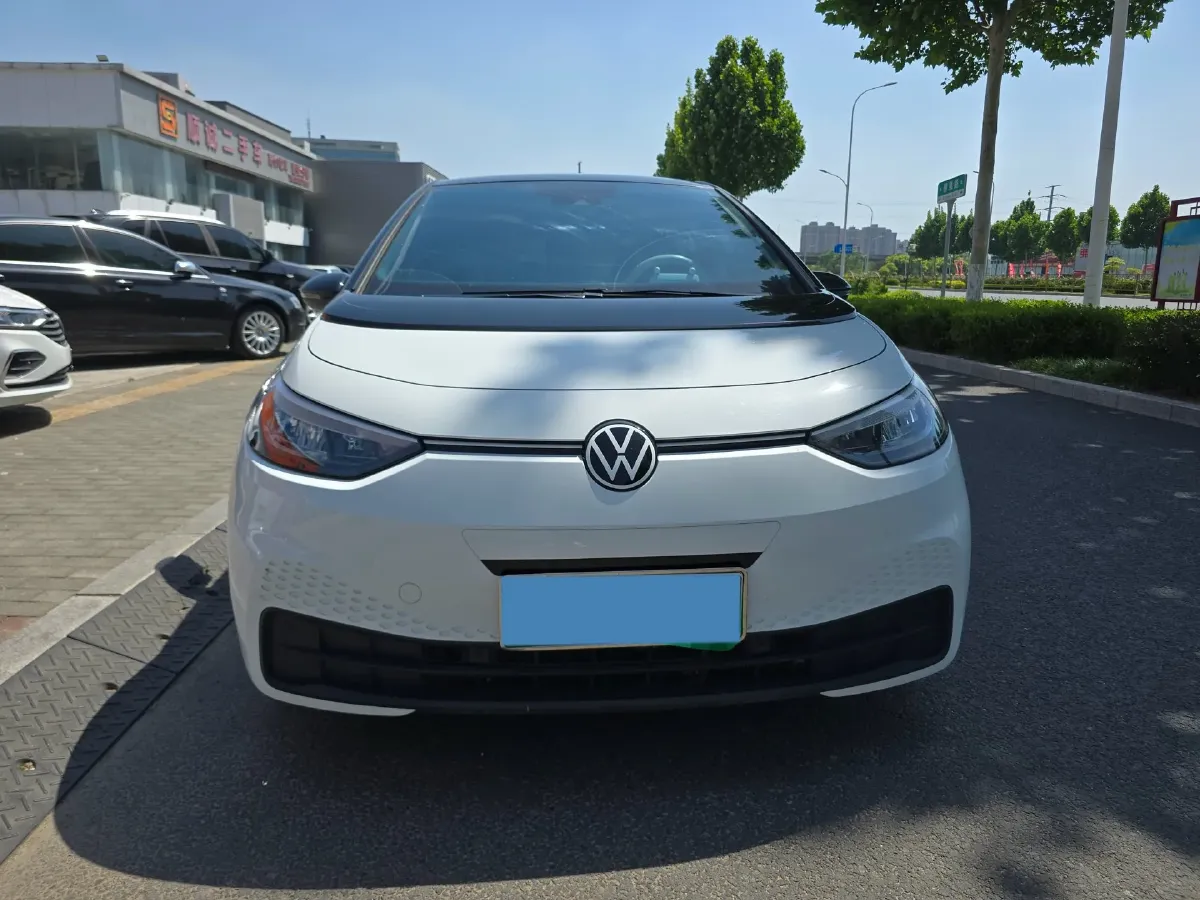 2025 Volkswagen ID.3 BEV 52.8KWH,autocango,china used car exporter,china ev exporter,chinese used car exporter,chinese used ev exporter