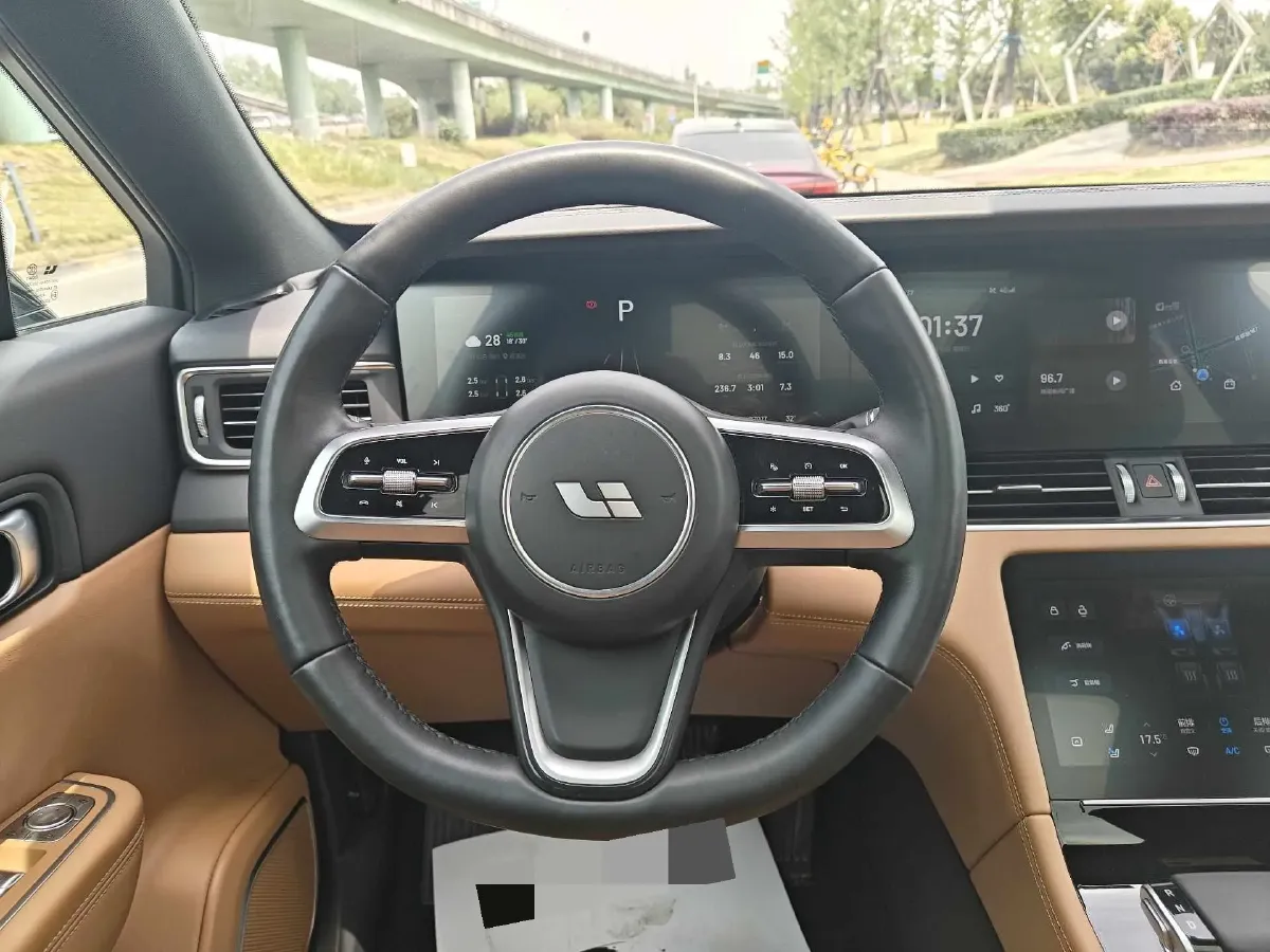2021 Li ONE Range Extended 131HP REEV 40.5KWH,autocango,china used car exporter,china ev exporter,chinese used car exporter,chinese used ev exporter