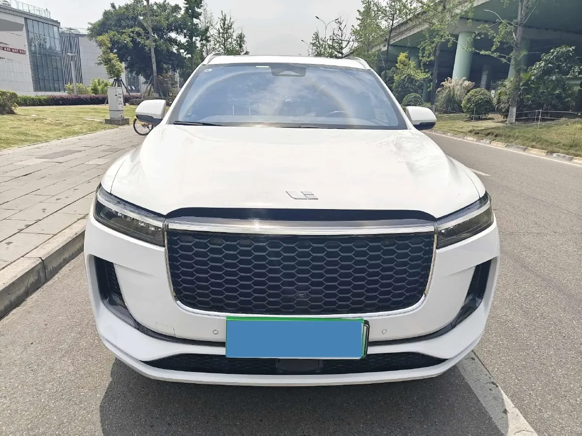 2021 Li ONE Range Extended 131HP REEV 40.5KWH,autocango,china used car exporter,china ev exporter,chinese used car exporter,chinese used ev exporter