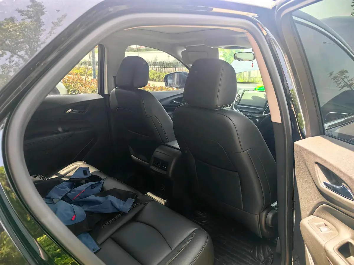 2019 Chevrolet Equinox 1.5T 169HP L4 6AT,autocango,china used car exporter,china ev exporter,chinese used car exporter,chinese used ev exporter