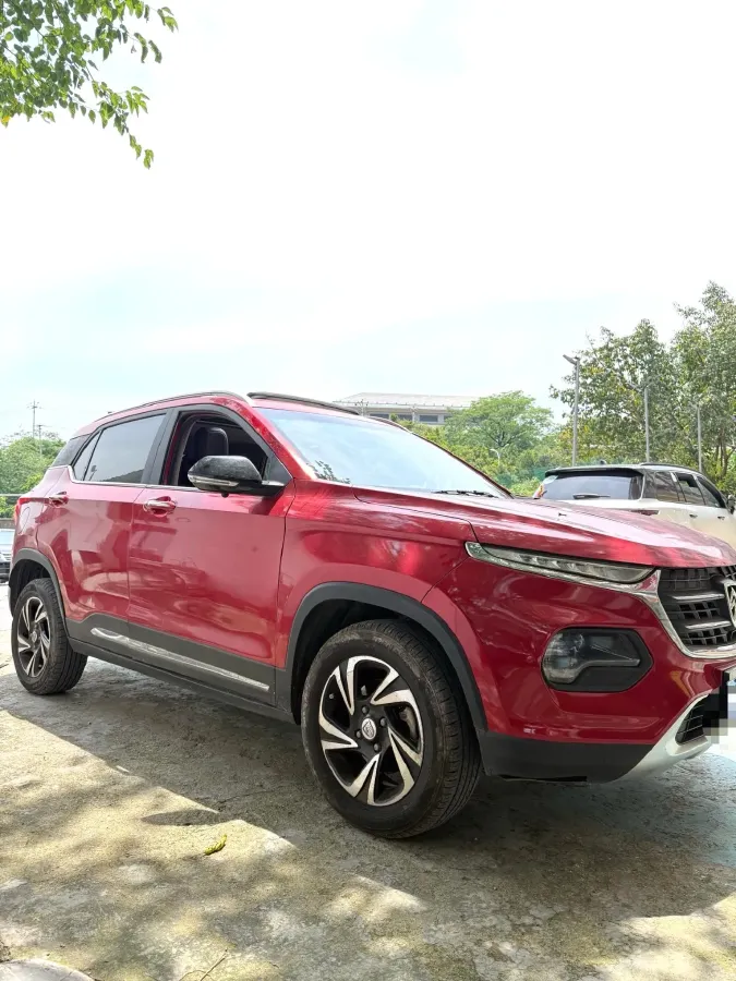 2017 HaiMa S5 Young Edition 1.6L 122HP L4 5MT,autocango,china used car exporter,china ev exporter,chinese used car exporter,chinese used ev exporter