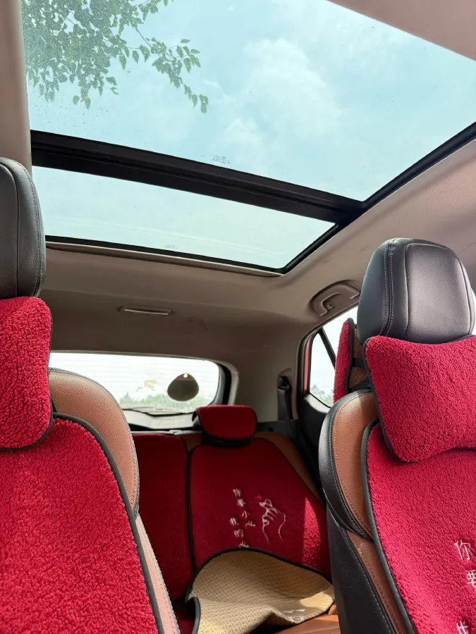 2017 HaiMa S5 Young Edition 1.6L 122HP L4 5MT,autocango,china used car exporter,china ev exporter,chinese used car exporter,chinese used ev exporter