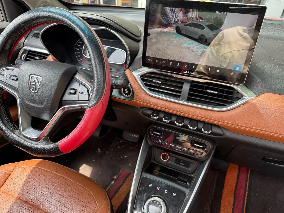 2017 HaiMa S5 Young Edition 1.6L 122HP L4 5MT,autocango,china used car exporter,china ev exporter,chinese used car exporter,chinese used ev exporter