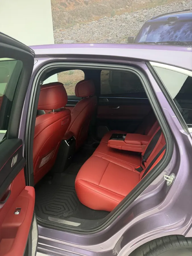 2025 AITO AITO M5 1.5T 152HP L4 REEV 42KWH,autocango,china used car exporter,china ev exporter,chinese used car exporter,chinese used ev exporter