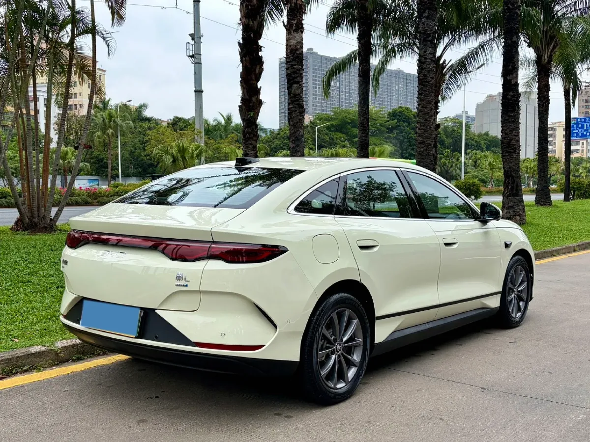 2025 BYD QinL BEV,autocango,china used car exporter,china ev exporter,chinese used car exporter,chinese used ev exporter