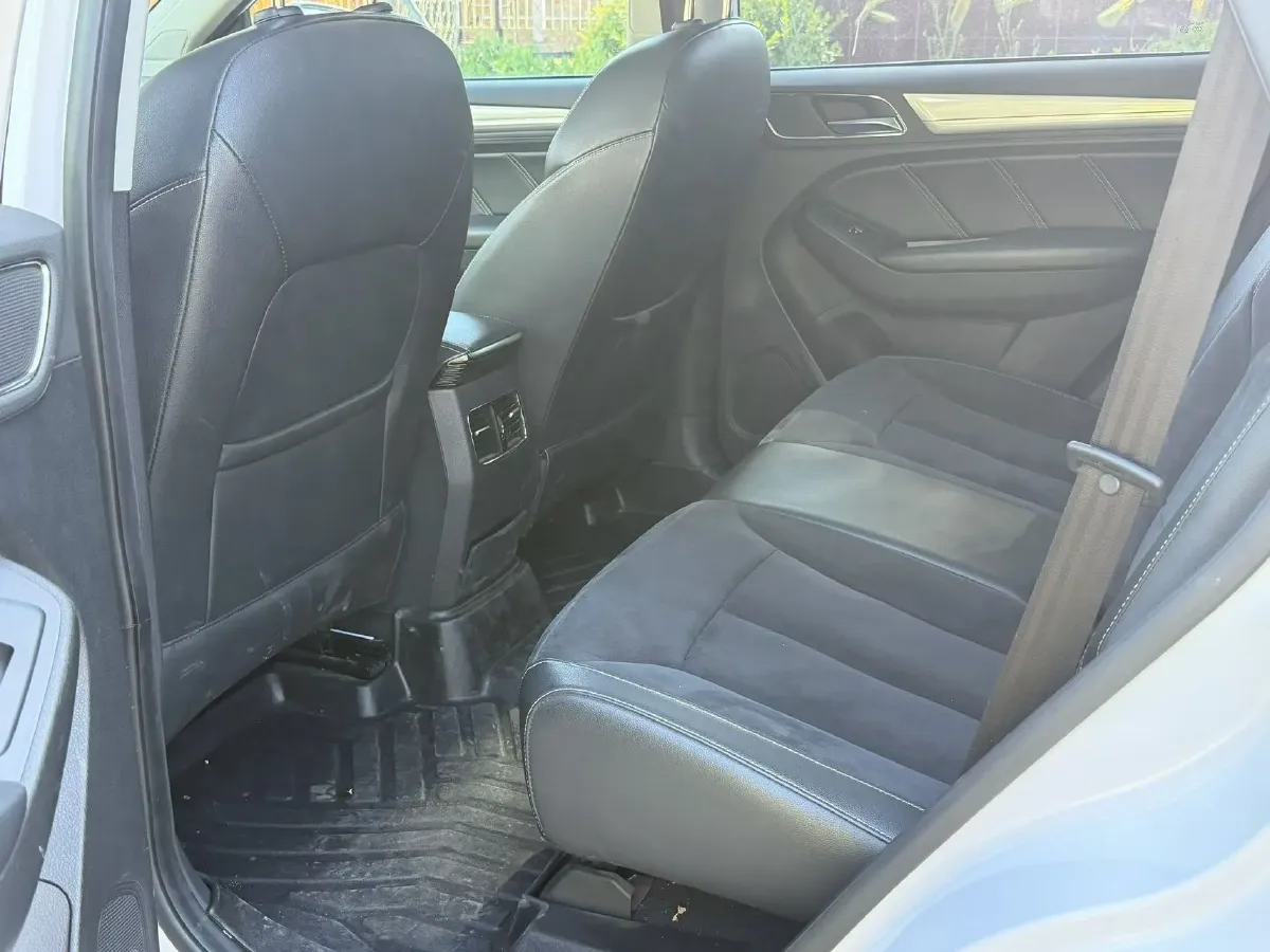 2017 Roewe RX5 BEV 48.3KWH,autocango,china used car exporter,china ev exporter,chinese used car exporter,chinese used ev exporter