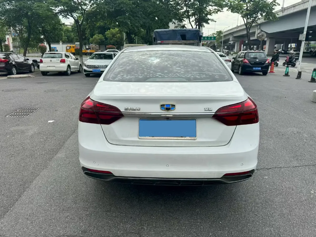 2018 Geely Emgrand 1.5L 109HP L4 5MT,autocango,china used car exporter,china ev exporter,chinese used car exporter,chinese used ev exporter