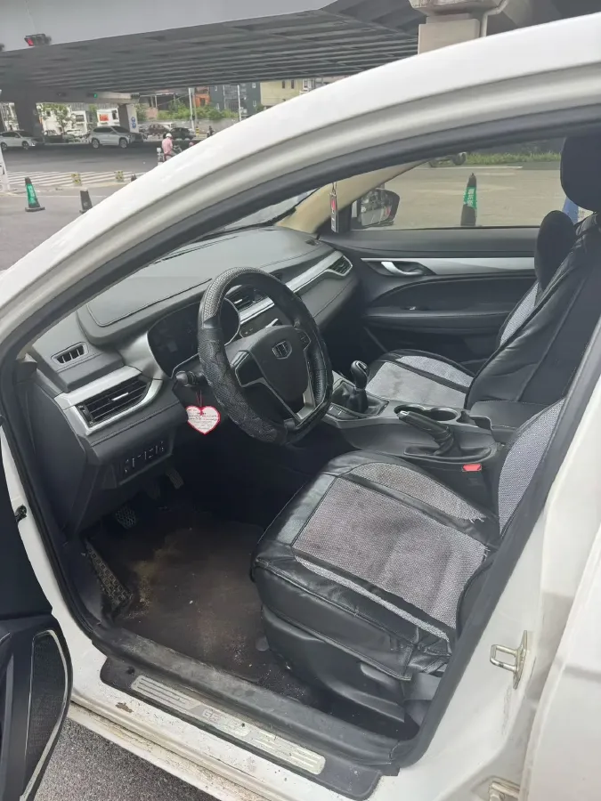 2018 Geely Emgrand 1.5L 109HP L4 5MT,autocango,china used car exporter,china ev exporter,chinese used car exporter,chinese used ev exporter