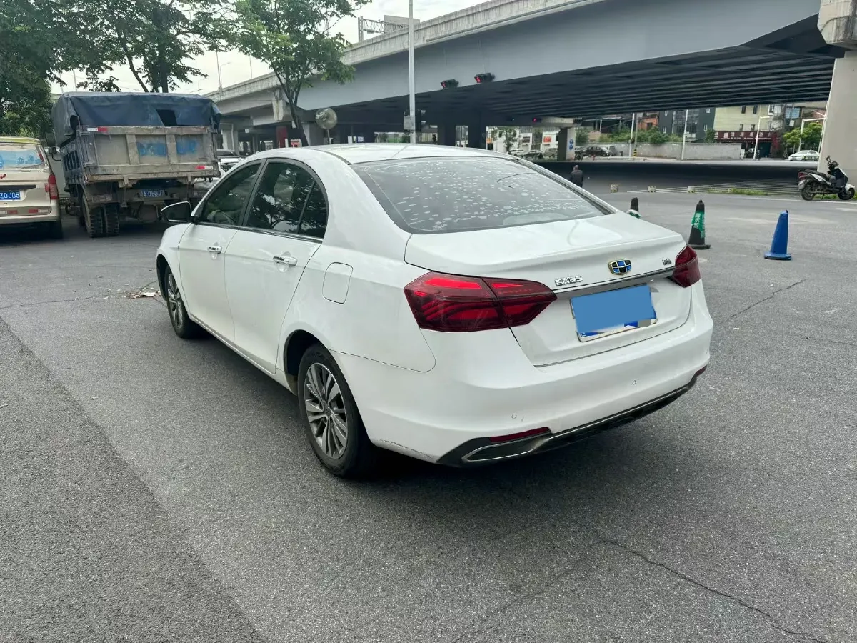 2018 Geely Emgrand 1.5L 109HP L4 5MT,autocango,china used car exporter,china ev exporter,chinese used car exporter,chinese used ev exporter