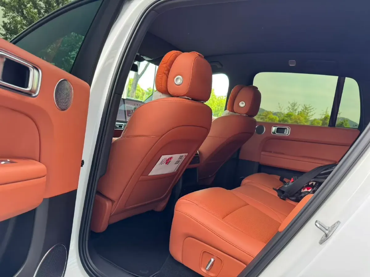2024 Li L6 Range Extended 154HP L4 REEV 36.8KWH,autocango,china used car exporter,china ev exporter,chinese used car exporter,chinese used ev exporter