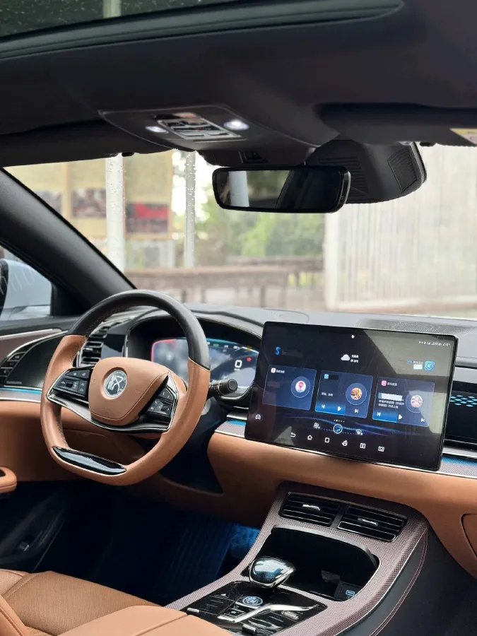 2022 Volkswagen Tiguan L 2.0T 186HP L4 7DCT,autocango,china used car exporter,china ev exporter,chinese used car exporter,chinese used ev exporter